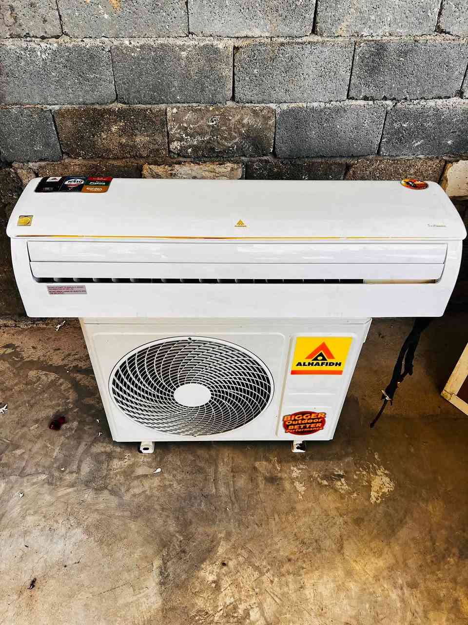 سبالت بيت جبناهن للموكب وما شديناهن الحافظ 2طن
البلسان طن ونص 
حديثات غاز R410
***********
