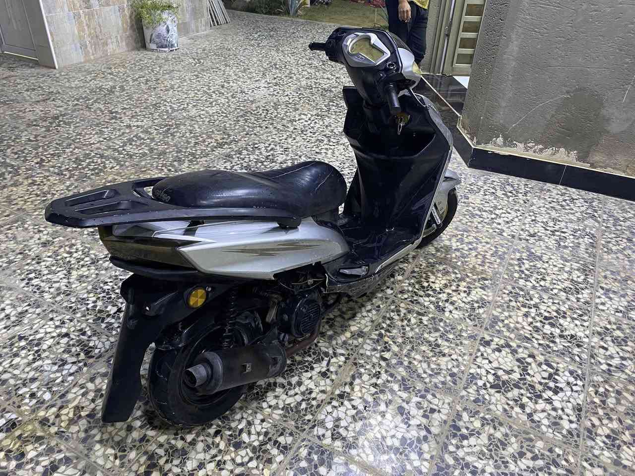 سكنس للبيع عوزه بس ولفات دراجه خير من الله سعر ٢٠٠وبيه مجال مكان كوت حي الخضراء


**إذا كنت صاحب هذا الإعلان وتريد حذفه لأي سبب، رجاءا أرسل رسالة إلى الدعم الفني**