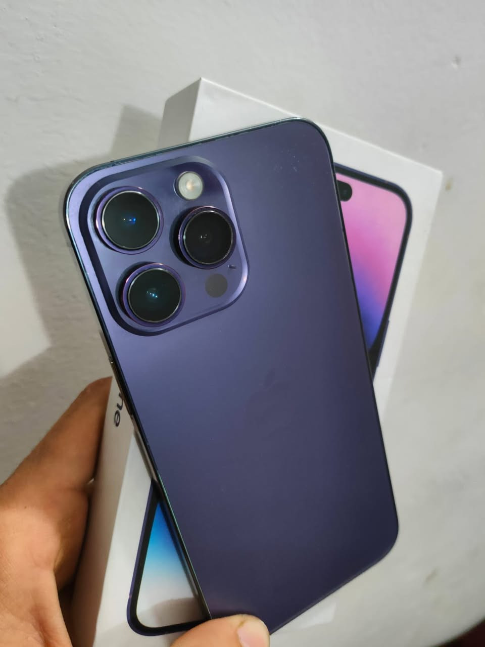 ١٤ برو ماكس نضيف كلش مبدل فقط بطاريه فقط باقي كله مكفول ذاكره ٢٥٦ ملحقات كامله بي فقط فطر بالكلاس بالطرف ممبين السعر ٦٠٠ الشراي اتصل او خاص وتدلل ***********
العنوان:كربلاء حي العامل
