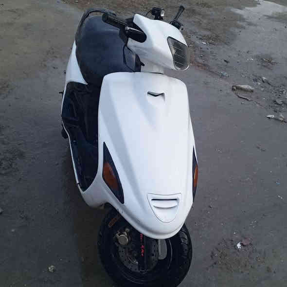 للبيع السعر 325وبيه مجال ***********
