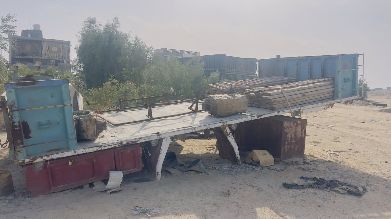 سطحية البي .. للبيع
جاهز للعمل طول 6متر 
نجف حي النداء 

***********
