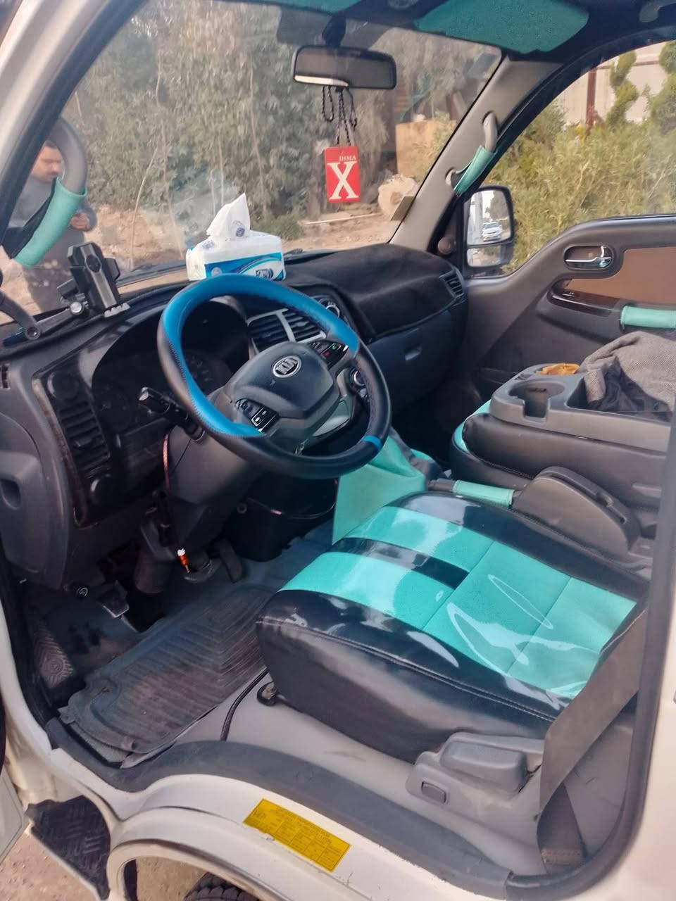 السلام عليكم كيه بنكو موديل 2017 بسمي ايام تحويل رقم انجليزي سنويه ل 30 تخم تاير صدرد غرفه جديده كهربائيات كلهن شغاله حساس حساس ستيرن سياره خير من الله مكان السياره بغداد السعر115وبيه مجال 
***********
***********
