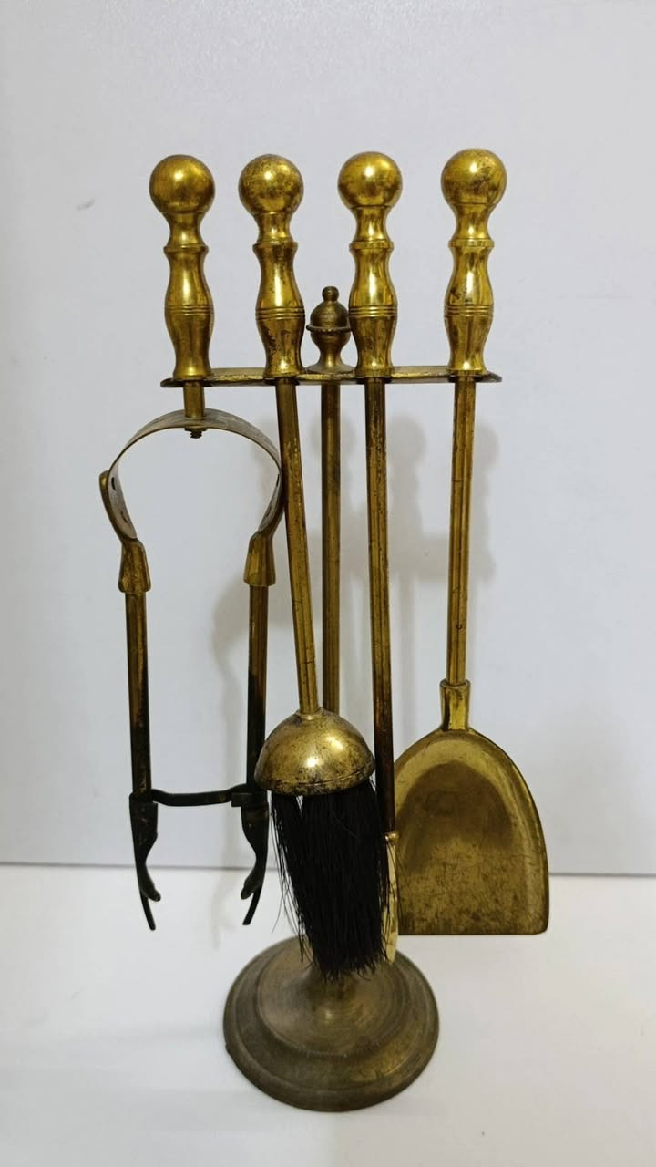 عدة شومنيه نحاس اوربيه 
بقية تفاصيلها داخل المنشور
سعرها مع التوصيل 55 الف


**إذا كنت صاحب هذا الإعلان وتريد حذفه لأي سبب، رجاءا أرسل رسالة إلى الدعم الفني**