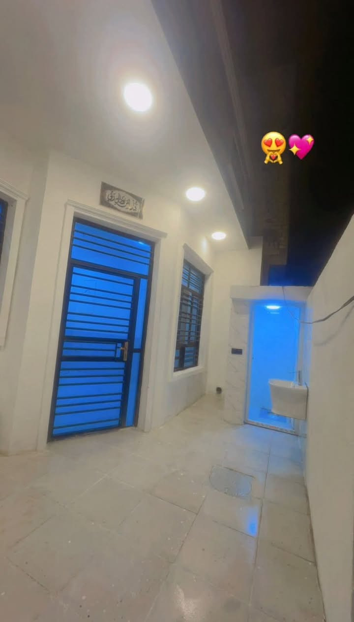 بيت للبيع
 طابق واحد 
بناء جديد بمنطقه جديده 
مساحه ١١٠ متر واجه ٧ متر 
بمنطقه ال١٢٠ بصف حسينيه أم البنين 
سعر١٢٠  مليون 
***********
