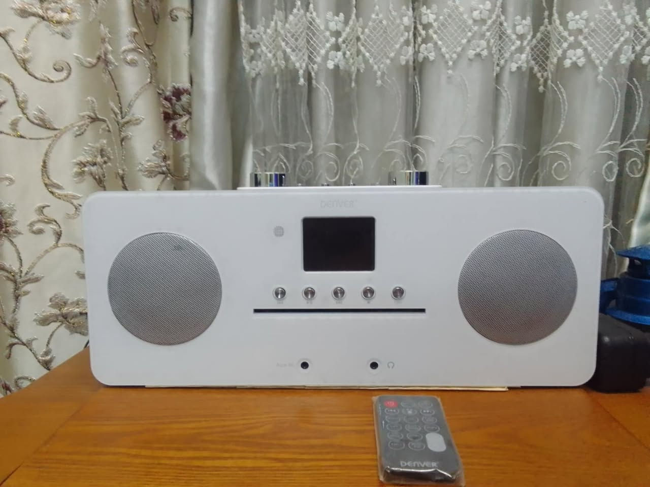 راديو وانترنت واواكس وقرص ماركة دنفر المنشأ دنماركي 50 الف


**إذا كنت صاحب هذا الإعلان وتريد حذفه لأي سبب، رجاءا أرسل رسالة إلى الدعم الفني**