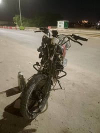 دراجه بوكسر لبيع اوارق نقصه   مازده مال لايت ودشبول  ويل امامي 0776724...