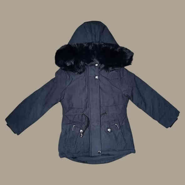 🩷✨ قمصلة بناتي وتر بروف مبطّنة فرو ✨🩷
خامة راقية ضد المطر ☔ ومبطّنة فرو ناعم من الداخل 🔥
الفرو ينفصل ويتثبت موجود بي دكم 👌
ستايل بناتي أنيق، تدفّي وتطي لوك شتوي فخم 👧💖

📏 القياسات: من 4 إلى 15 سنة
💵 السعر: 15,000 دينار فقط 😍

🚚 التوصيل:
▪ النجف – الكوفة – الأقضية والمجمعات: 3,000 د.ع
▪ باقي المحافظات: 5,000 د.ع

📍 الموقع: النجف – حي الجامعة – شارع جامعة سلام – مقابل كرزات أبو حسن – مجاور مجمع بيت الكرادة.
📞 التوصيل والاستفسار على الواتساب فقط: ***********

#قمصلة_بناتي #ملابس_شتوية #وتر_بروف #فرو #ستايل_بناتي #ماريو_ملابس_أطفال #النجف #حي_الجامعة #اناقة_وبرد
