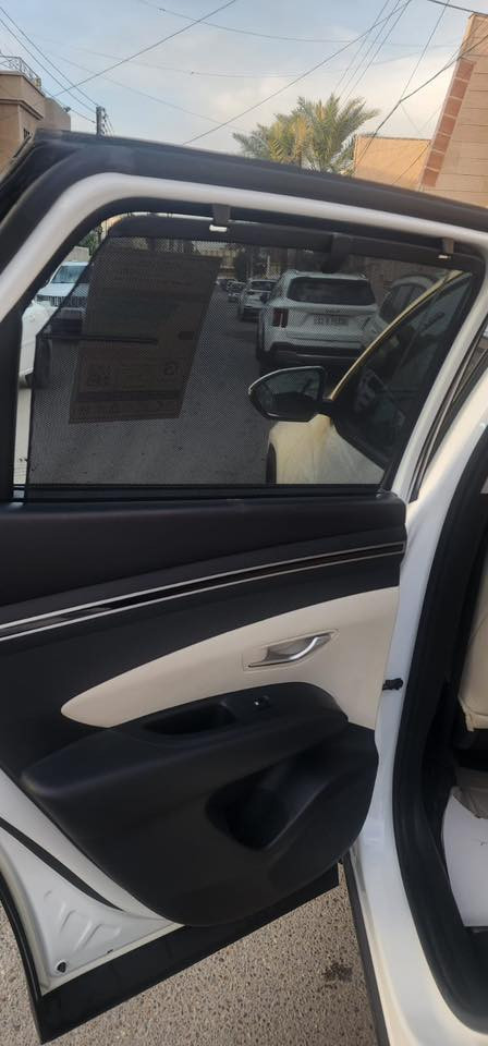 السلام عليكم هونداي توسان ٢٠٢٤ رقم بغداد الانكليزي بصمه وحساس أمامي وخلفي وكشنين كهرباء ودشبول ايباد وبردات ابواب خلفيه ماشيه ٩ الاف كيلو مكفوله سعرها ٢١٨$ مكانها بغداد السيديه  للاتصال ***********
