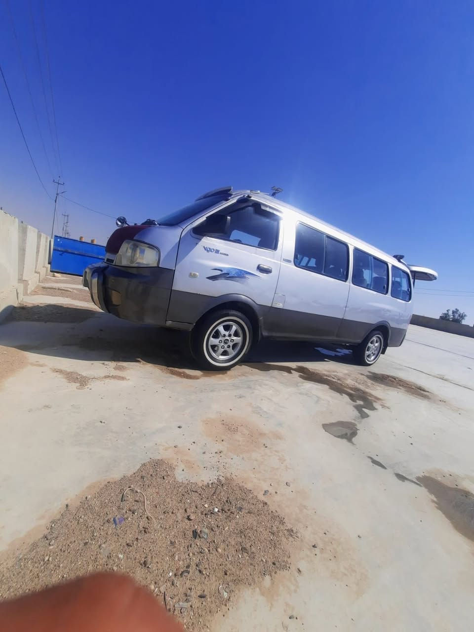 السلام عليكم بريجو منغولي مسكر للبيع مكينه وكير وكسن جدد تخم تاير كرهبائيات كله شغاله ا نكليزي بسمي مصفره سعر 152وبه مجال مكان كربلاء الحسينية رقم تليفون ***********
