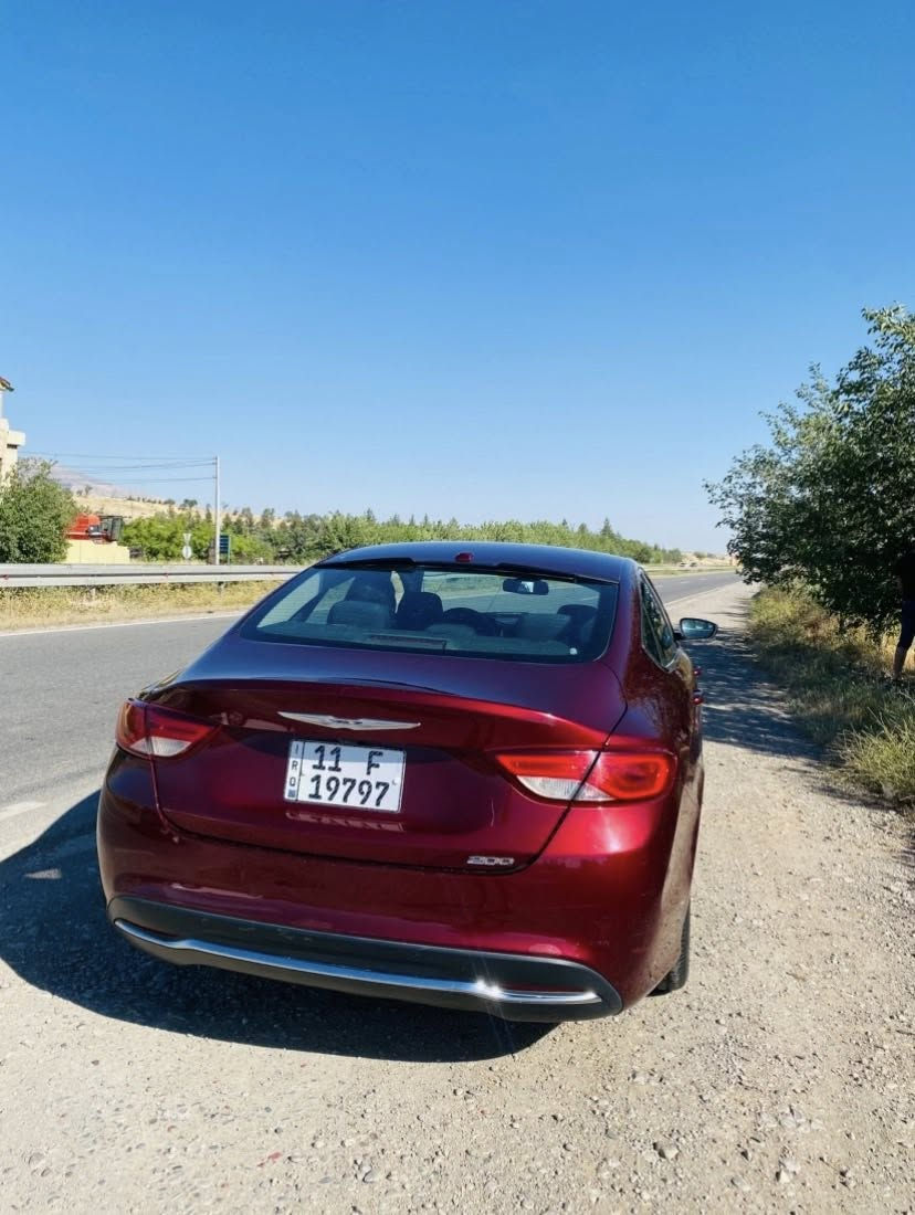 للبيع كرايسلر C200 موديل 2016 🚗
السيارة بحالة جداً نظيفة وممشى طبيعي، استخدام شخصي وما بيها أي مشاكل.  
محرك 2400 قوي واقتصادي، أداء ممتاز داخل المدينة والسفر.  
المواصفات مريحة وكاملة، سيارة مرتبة وجاهزة للاستخدام.  
الضرر: فقط البنيد مصبوغ ودعاميه لا شاصي ولا لغد والباقي كله على البلاد . السونار مرفق ويه المنشور 
السعر 115
الموقع: (بغداد)  
للتواصل خاص أو اتصال ***********📞
