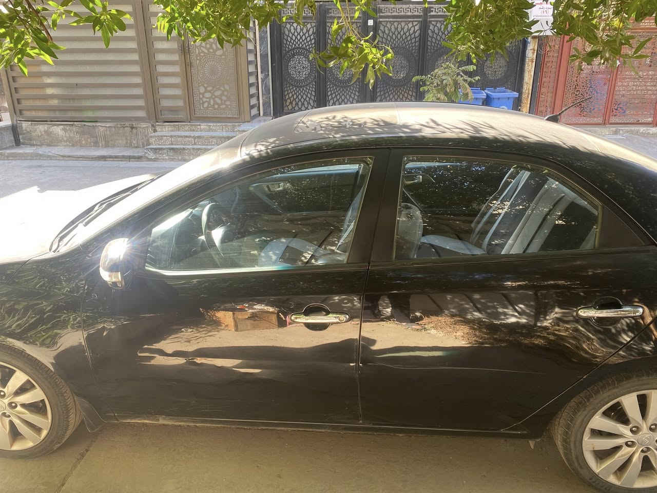 السلام عليكم 
سيراتو للبيع موديل ٢٠١١ رقم سليمانيه الفحص داخل المنشور
المواصفات فول 
فتحه 
تحكم ستيرن
مري اشاير 
العنوان بغداد الدوره 
للتواصل ***********
