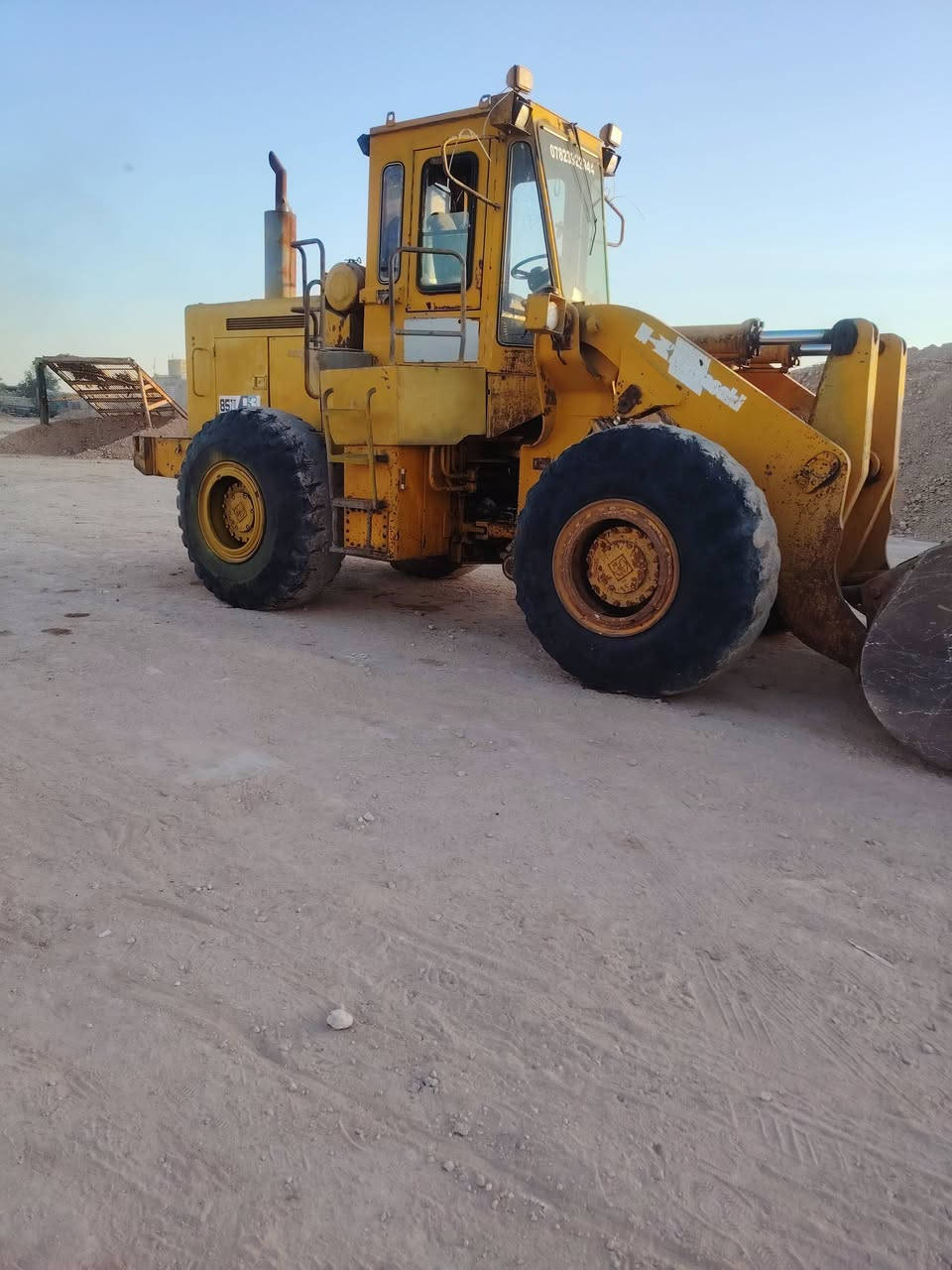 شفل للبيع داشتو موديل ٨٩ حجم ٨٥مكينه مصريه كير مامفتوح رقمه نجف ***********
