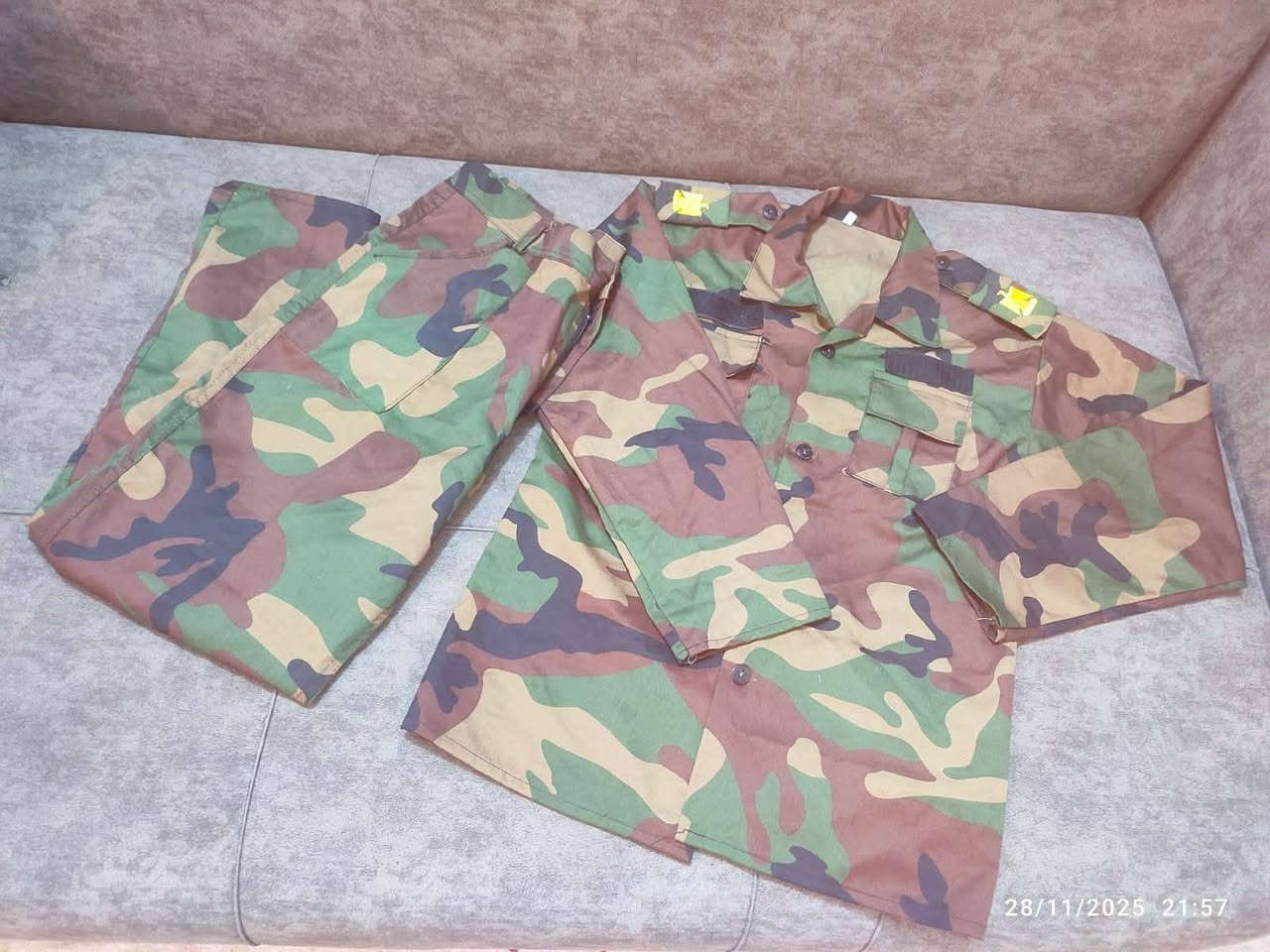 ‎البدله تلبس من ١٠ سنوات ل ١٥ سنه سعر ١٥ ولقمصله نسائيه جلد طبيعي ١٠٠% سعر ١٥‎ النجف, العراق


**إذا كنت صاحب هذا الإعلان وتريد حذفه لأي سبب، رجاءا أرسل رسالة إلى الدعم الفني**