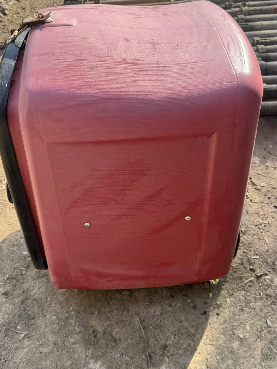 السلام عليكم صندوك  توصيل حجم كبير مع سيبايه للبيع ما متواجت فيس الشراي بخدمته ***********
