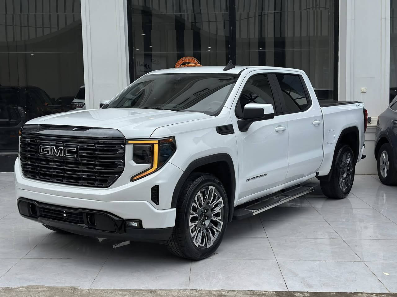 السلام عليكم
‏2024 GMC SIERRA K1500
جيمسي سيرا
رباعي AWD 4*4
كير تعليك
كشن كهرباء
رادار خلفي
رادار امامي
تحكمات ستيرن
مثبت سرعه
تحديد مسار
لايت زنون
الحادث جملغ خلفي شبر 
ايرباك سيترن راجع بلاد
باب كبير بودي قصير 
مكينة 8 سلندر 5.3
تترقم شيمالي
51الف ماشي
سعر بدون رقم 325$
عنوان السياره اربيل

***********.
