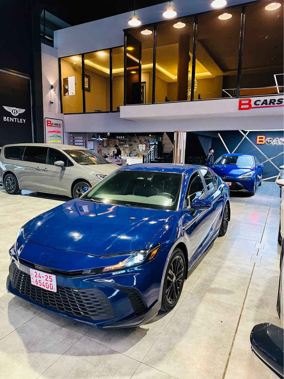 � تويوتا كامري SE موديل 2025 – أفضل صفقة بالعراق!
✨ سيارة نظيفة وحلوة جداً – لون حبري أنيق ومميزة

🔹 ماشية 12 مايل فقط
🔹 بيها بونيد وصفحة السايق
🔹 بدون إيرباك
🔹 سقف رصعة
🔹 جاهزة للفحص والترقيم
🔹 سيارة حلوة ومميزة لكل محبي السيارات

💰 السعر: 178 ورقة فقط – أرخص بتمام العراق!
⚠️ مجال للجادين فقط

📞 للاستفسار واتساب:
📱 ***********

📞 اتصال كورك:
📱 *********** Singapore
