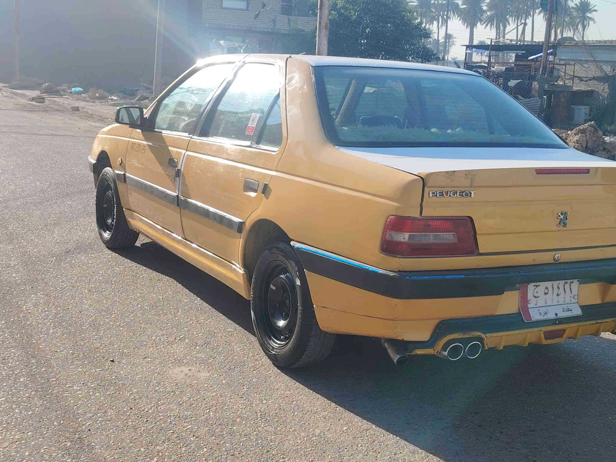 السلام عليكم حبايبي 🙏🏽سياره بيجو لميس موديل 2016 👋🏻مكفوله من الضربه  والتبديل 🚯 السياره جديده حيل مال جناي 💯 السعر💵42وبيها مجال وبالعافيه ع الياخذها
السياره كير مكينه صدر أمامي خلفي تخم تاير جديد تبريد ثلج ❄️  
السياره جديده حيل 🔋السياره مصفره هيئه وغرامات السنويه ل 2027 صاعده هزه السياره 
مكان السياره بغداد 🏯رقم الهاتف ***********☎️📞  خابر و بيك خير ودلل وأسف على طاله
