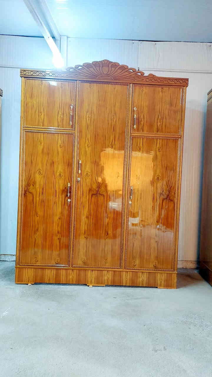 جمعه مباركه وصول كنتور صاج 
٤ باب وا ٣ باب ٢ باب تسكام
كنتور تركي شغل عراقي ٣ باب 
٢ باب
بوفيه ٢ متر وا    ١ ونص متر
ديوان عراقي ١٠ مقاعد
تخم عراقي ابو تاج ملكي ١٠ مقاعد
جرابي نفر خشب 
العنوان واسط جصان رقم الهاتف 
***********
