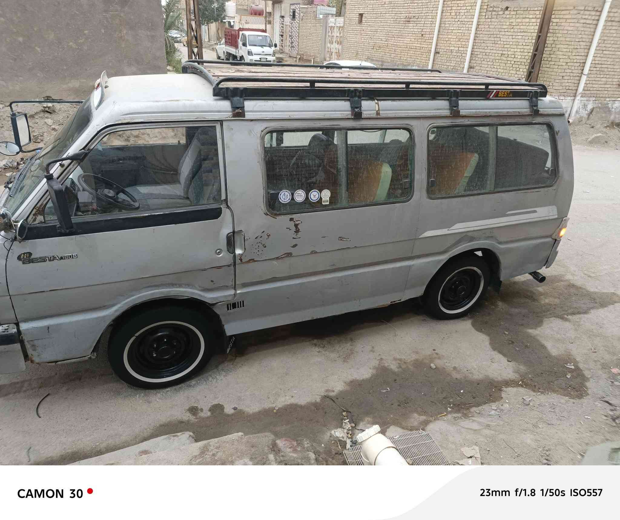 كية بستة موديل ٩٣ رقم حمل ألماني سيارة جاهزه تخم تاير حداديه أماميه وخلفية جديده مشط وباور ستيرن جدد گير ومدينة واكسن نضيفات كهربائيات شغالة من الدعامية للدعامية السعر ٣٥ وبين مجال رقم *********** مكاني الناصريه قضاء الشطره
