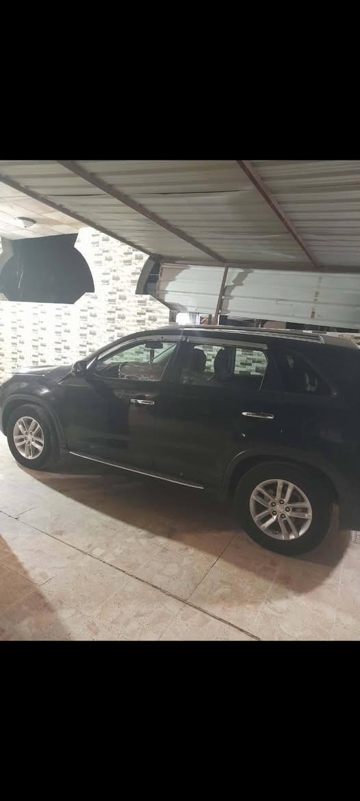 السلام عليكم كيا سورنتو  موديل 2015

     وارد أمريكي رقم ديالى تحويل مباشر ثاني يوم

بدون ظرر

  مكينه. 4 سلندر 2400 دوش 
  تحكم سترين 
قطعتين تبريد   5 راكب 
  
 عنوان سياره ديالى الخالص 
السعر ١٤٠
مكلف بالنشر 
رقم صاحب السيارة 

***********
