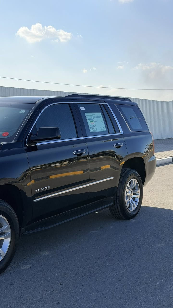 تاهو 2020 خليجي وكاله المنصور كفاله عامه رقم بغداد جديد تحويل باسمي  ماشية 60 الف كيلو سياره جديده كفاله ضربه وصبغ وتبديل وكير ومكينه ما مفتوحه  تخم تاير جديد سبير ما نازل جكه وعدته كامله ما مفتوحه بدون شخوط سياره 
***********
***********
