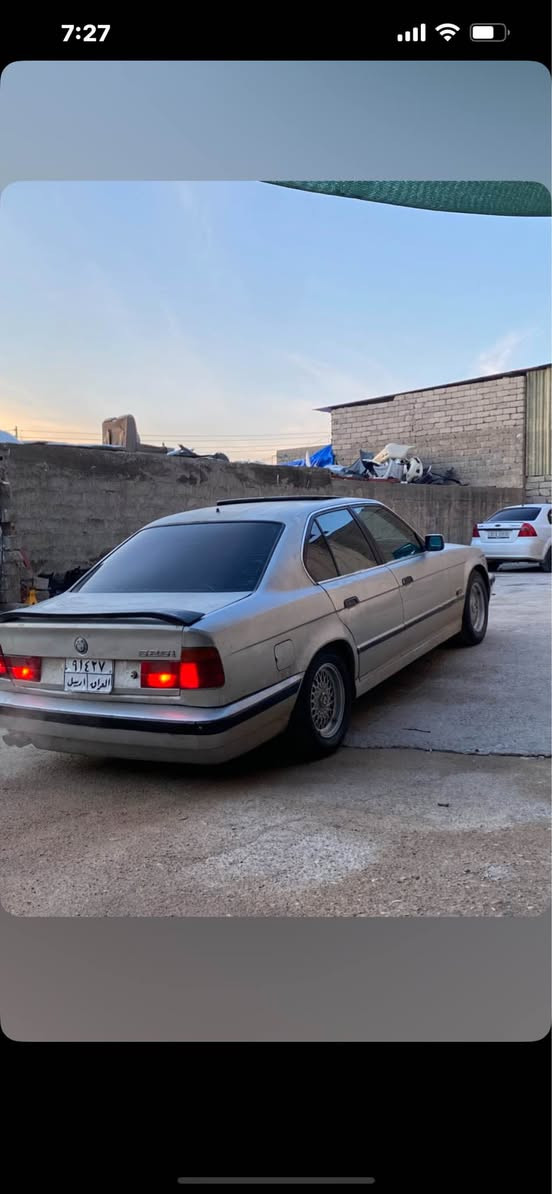 سلام عليكم 
للبيع 525iA
مسكر
اصل 25و بلادي. كير اوتو
كير محرك ب شرط
طخم. جديد
تايرات ول خليه جديد
رقم اربيل. تحويل  ب شرط
رقم قديم. سنويه ٢٠٢٠ ساقط 
١١$ورقه غرامه بيها. بعد معامله. تنزل سعر
سعر ٤٧ و بيها مجال بسيط 
***********
***********
واتساب موجود علي. كورك📞
عنًوان عقرة  قريب. موصل و اربيل📍 أربيل, العراق
