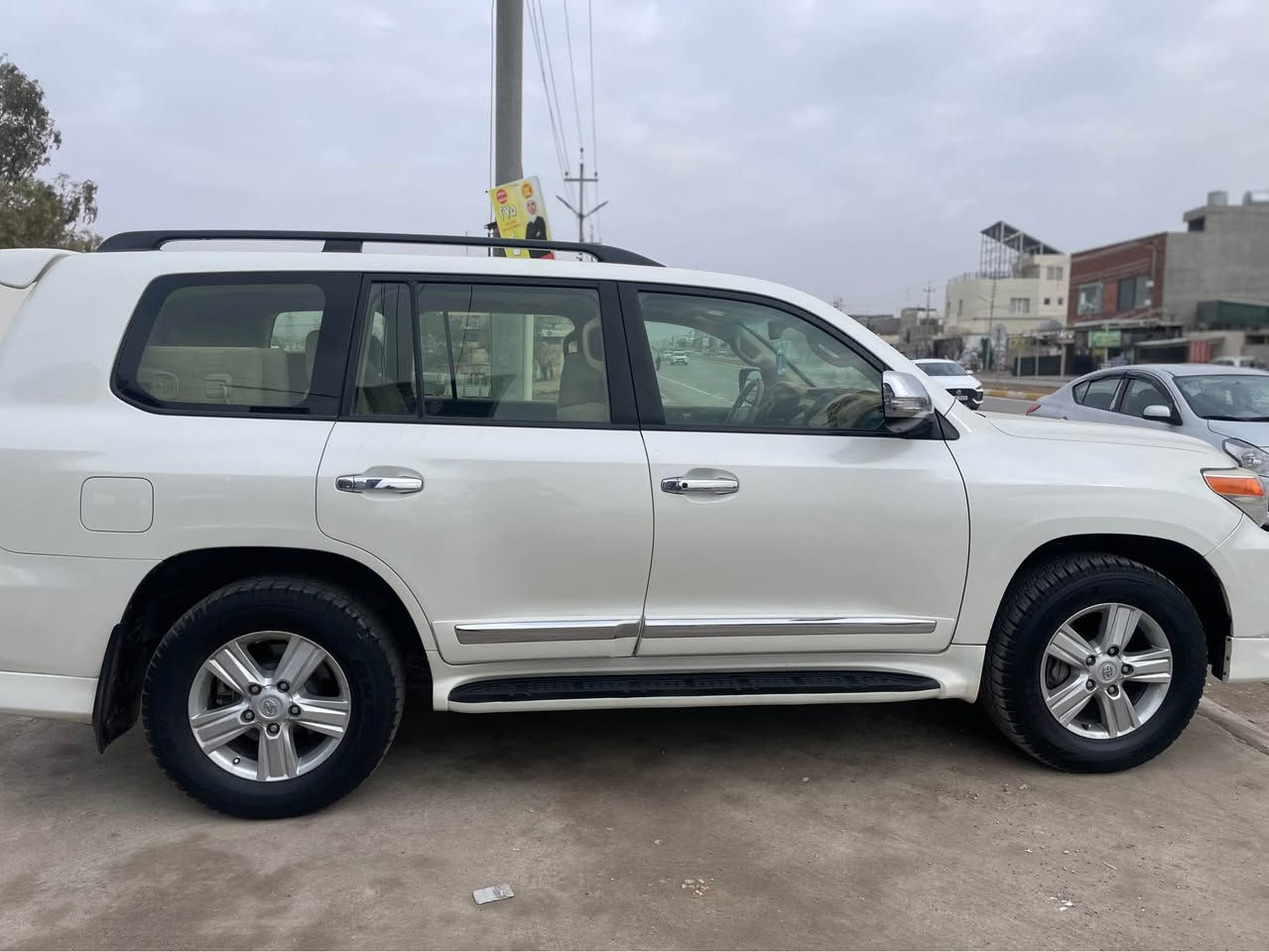 وەنەوشە ٢٠١٤
مواسەفات پریم  
بێسبوغ 
بێقەپو قۆپ
١٨٧هەزاری حەقیقی رۆشتوە  
کامل سێرڤس کراوە 
گێڕ و مەکینە بەشەرت تەنیا کەمیک تەرزەر هەیە 
نرخی ٤١٠$ مەجالێ کەم 
ناونیشان بنەسڵاوە
***********
*********** أربيل, العراق
