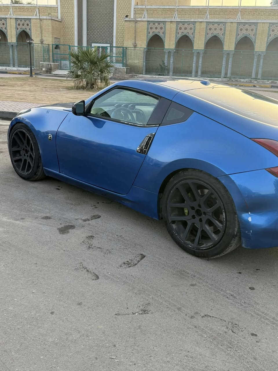 سلام عليكم للبيع نيسانZ موديل 2014 سياره جاهزه مابيها نقص مصبوغه عام هزه وسنويه جديده بسمي السعر 110 وبيها مجال مكاني بغداد الاعظميه رقمي ***********
