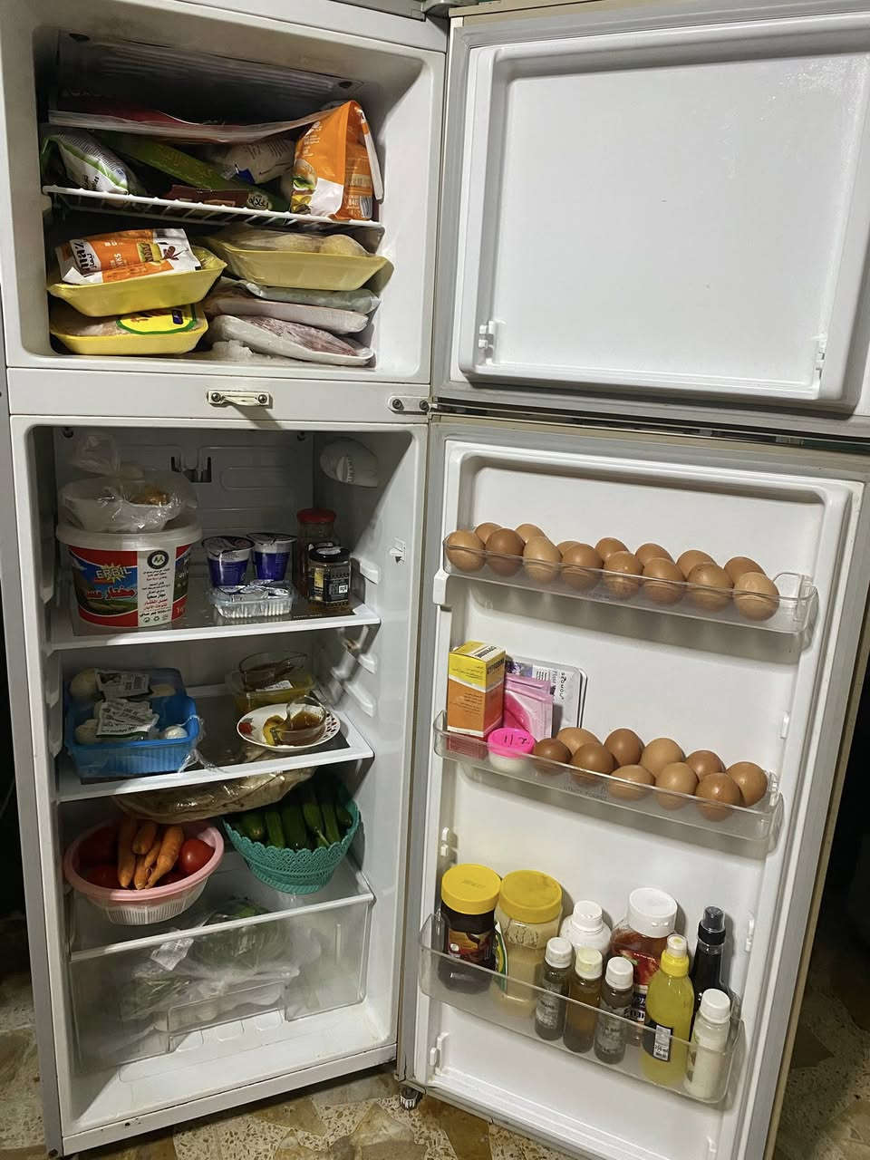 ثلاجة للبيع 12 قدم لو 14 ممتأكدة نظيفة كلش وتجميدها فول مابيها اي ضرر سعرها 150 بيها مجال بسيط مكاني الشعب حي المصطفى


**إذا كنت صاحب هذا الإعلان وتريد حذفه لأي سبب، رجاءا أرسل رسالة إلى الدعم الفني**