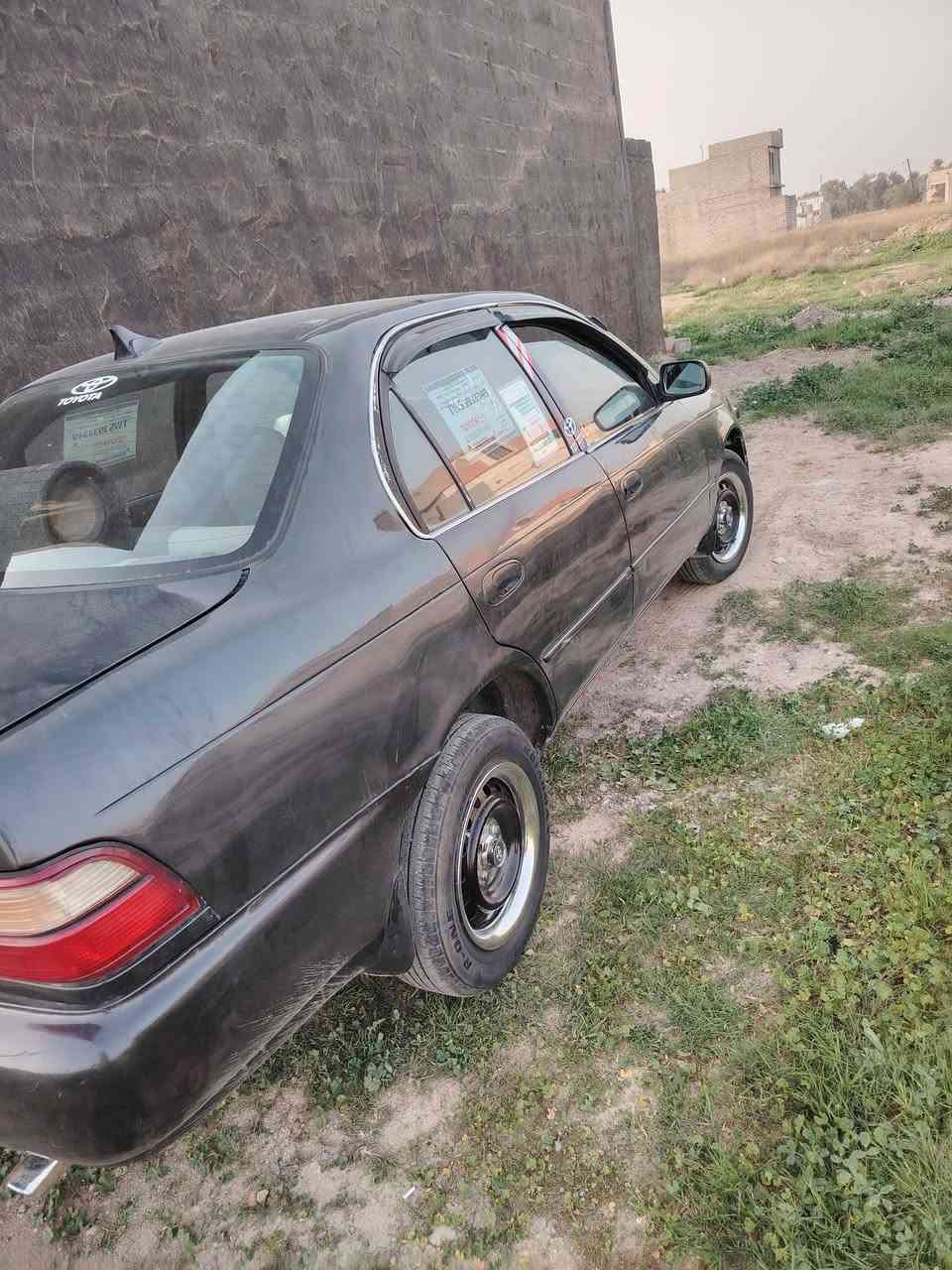 السلام عليكم كورلا موديل 94 رقم بغداد دولي مكينه وكير خير من الله رقم الهاتف *********** السعر 50 وبيها مجال للشراي
