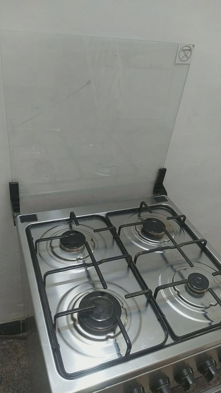طباخ جديد استخدم يوم فقط لبيع حله


**إذا كنت صاحب هذا الإعلان وتريد حذفه لأي سبب، رجاءا أرسل رسالة إلى الدعم الفني**