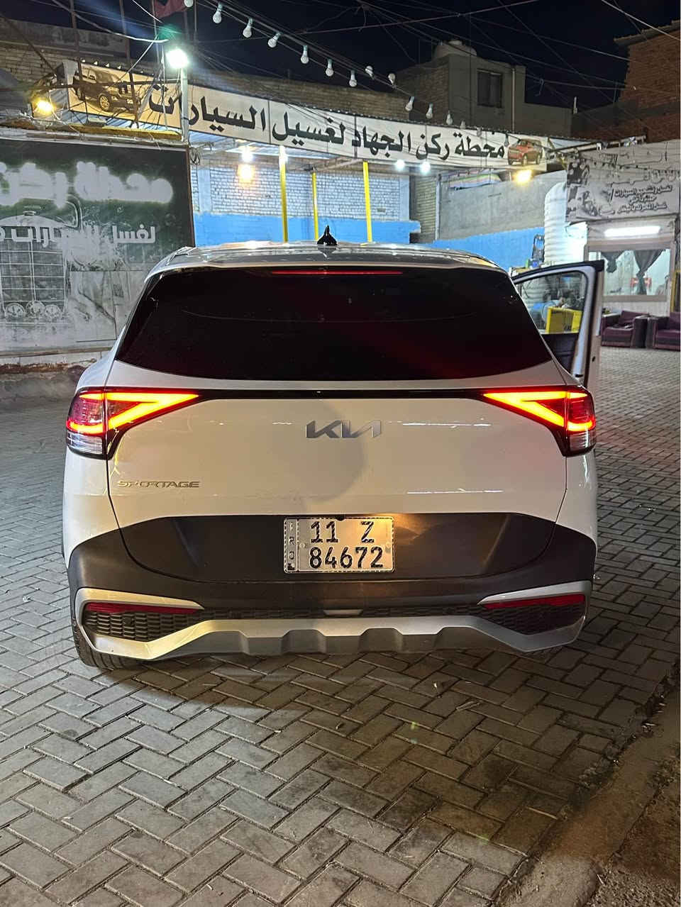 السلام عليكم كيا سبورتج موديل ٢٠٢٣ ماشية ٤٣ الف كيلو فول عدا البانوراما مكان السيارة بغداد حي الجهاد ايرباك واحد فقط بدون دواخل السعر ١٩٠ بيها مجال للاستفسار واتس ***********
او اتصال *********** Colombo, Sri Lanka
