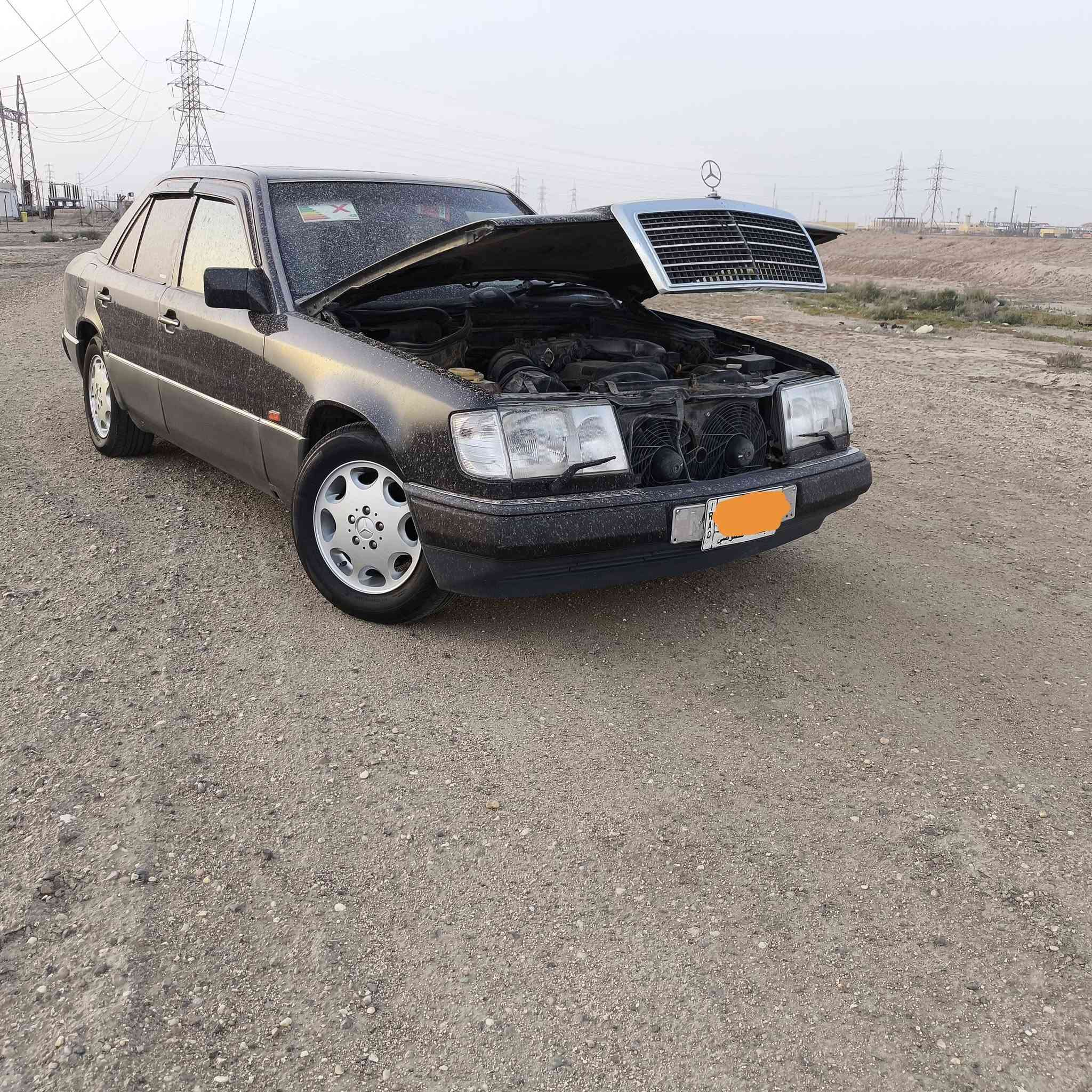 على بركه الله 
للبيع مارسدس دب مديل 91 مكينه 3000 ffte
 كفاله من تنقيص وتبخير كهربائيات فول شقاله جام كهرباء تبريد ثلج حداده جديده منفوضه وعربانه جديده تخم تاير جديد قبل سبوع مشدود سياره صيغ جماليه فقط بدون معجون أو ضربه قواعد دبلات بلاديه ولبرانكيتات نضيفه سياره عليه ادامه عامه بدون اي نضوح دهن أو نواقص تخص سيارة حتى دهن مبدله اليوم دوشمه جديده قبل نشر 
المكان البصره قضاء الامام الصادق 
***********
 سعر 63 قابل للتفاوض

