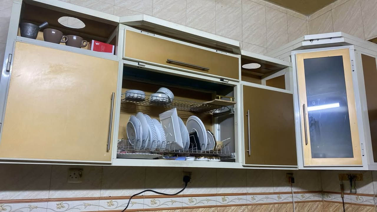 مطبخ  للبيع نظيف
مكان 📍 بصره طويسه

رقم الهاتف :***********

الطول 2.33

ب 1.90

السعر : 450 الف
