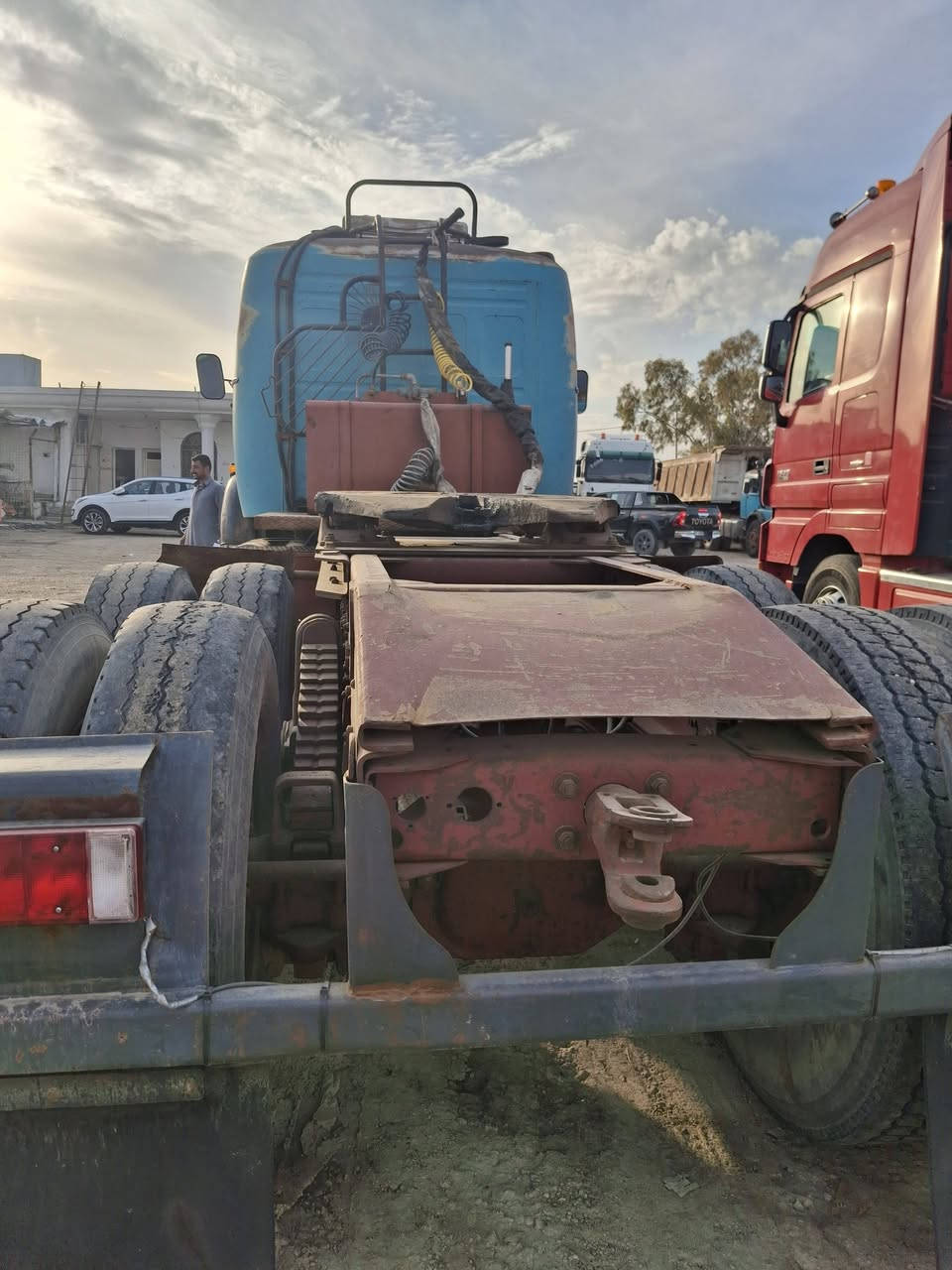 معرض عالم السيارات للمعدات الثقيلة
​📍 الموقع: [خط السريع الفلوجه ]
اقجم موديل 1981بلاديه
شاصي بلادي مجموع بلاديه 
​📞 للاستفسار والحجز: [***********]
***********
