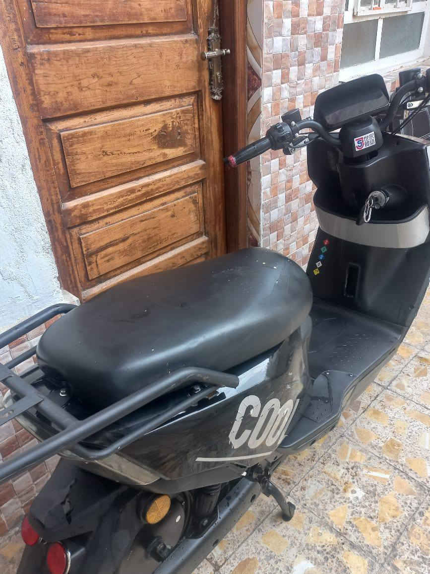 دراجه ٦ باتري الملف ٢٠٠٠ نوع دراجه 318 الريان مديل دراجه 2025 دراجه كلها شغاله كهربائيات وكلها مكاني بصره زبير السعر ٦٠٠ للتواصل ***********
