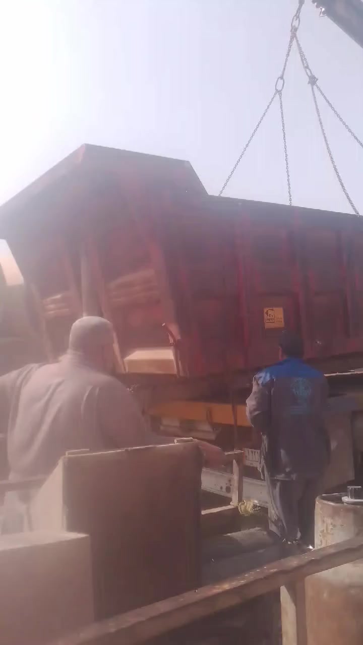 بدي فالفو علم كامل العمارة
محلات محمد وعباس العمارة الحي صناعي
الاتصال***********
