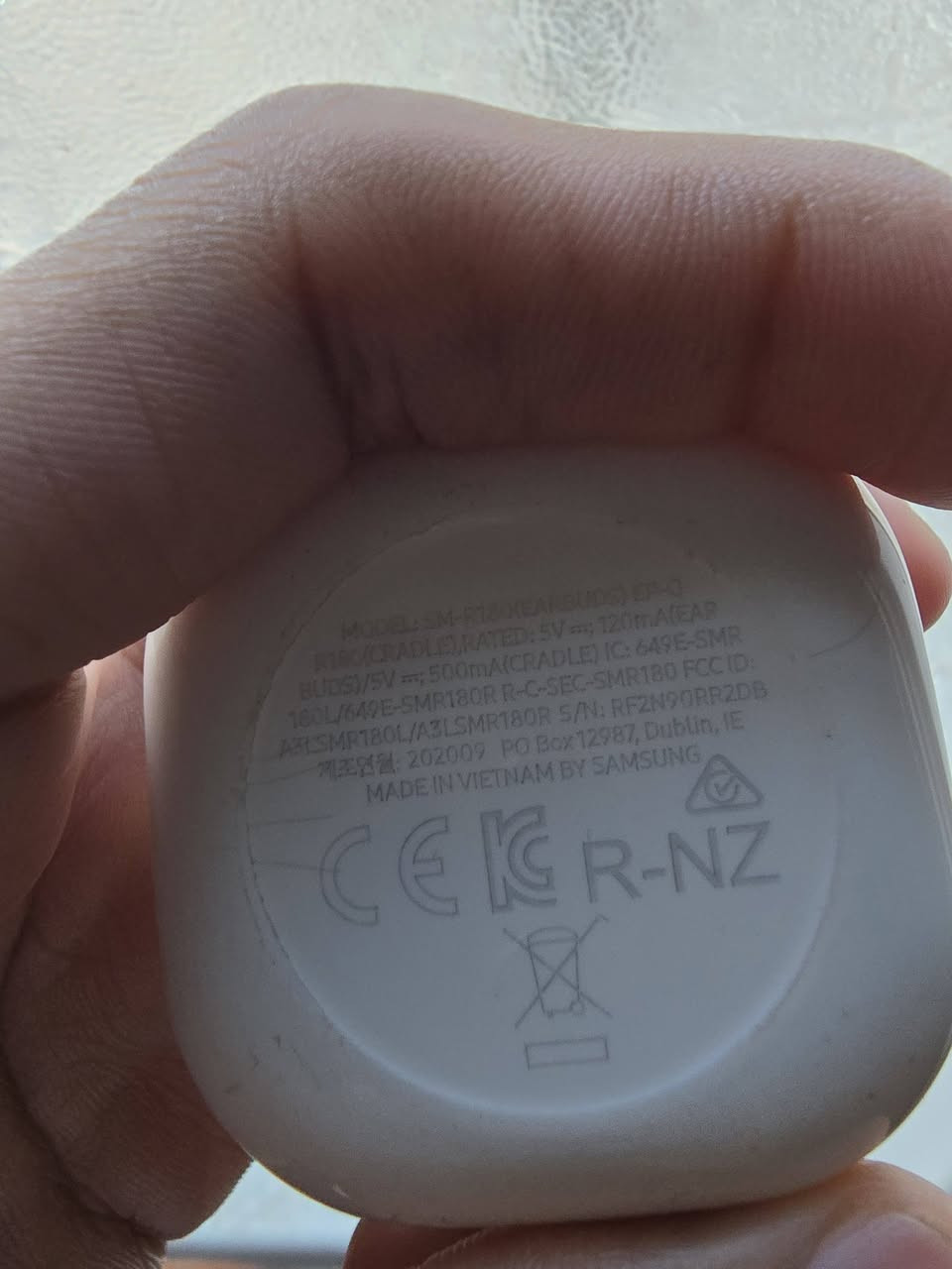 سماعه سامسونك الاصليه بيها ضمان
Galaxy Buds Live
بالشحن تخبال واضحه ونضيفه المكان ديوانيه قضاء عفك
هاتف ***********
