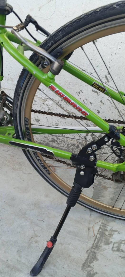 🚴‍♂️ للبيع بايسكل TREK 7.5 FX 🚴‍♂️
✅ إطار ألمنيوم خفيف وقوي
✅ غيارات Shimano أصلية
✅ مناسب للمشاوير اليومية والرياضة
✅ حالة جيدة ويحتاج فقط تنظيف بسيط حسب الرغبة
✅ لون أخضر مميز وجذاب
📍 الموقع: الموصل
💰 السعر: 160 / قابل للتفاوض بالمعقول
للمهتمين مراسلتي على الخاص، والجاد فقط.
#بايسكل #Trek #Shimano #دراجة_هوائية #للبيع #الموصل 🚲


**إذا كنت صاحب هذا الإعلان وتريد حذفه لأي سبب، رجاءا أرسل رسالة إلى الدعم الفني**