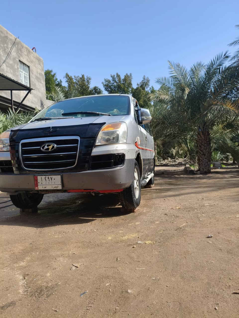 السلام عليكم ستاركس 2007 بسمي كفاله  من ضربه عيب شرعي كص معجون صبق  كفاله تخم تاير حداديه زينه مسكر اوتوماتيك لون سلفر  شواصي معمرات اثنين كلش قليل  دواخل جديده تبريد شرط بس كمبريسر   سعر 85وبيها مجال  ***********
