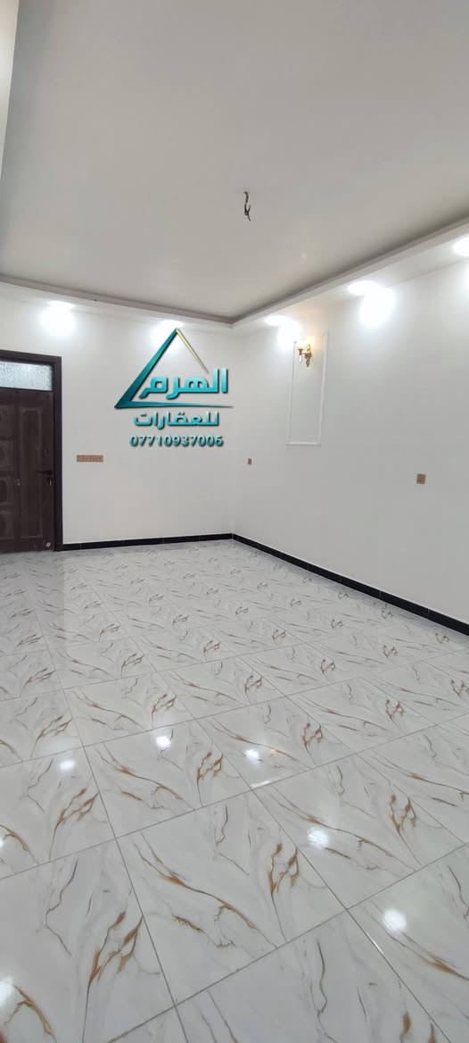 بيت للبيع – حي المثنى / خلف الشهداء
بداية الحي – بالمربع الأول خلف جامع فاطمة الزهراء

المساحة: 147 متر
شارع 10 متر
طابق واحد
غرفتين نوم
البيت جديد زيرو

للاستفسار والتفاصيل:
علق برقم (1) أو راسلنا على الخاص

زورونا في مكتبنا: سامراء – حي الضباط الثانية مقابل شارع 2000
للتواصل: أنس ***********
