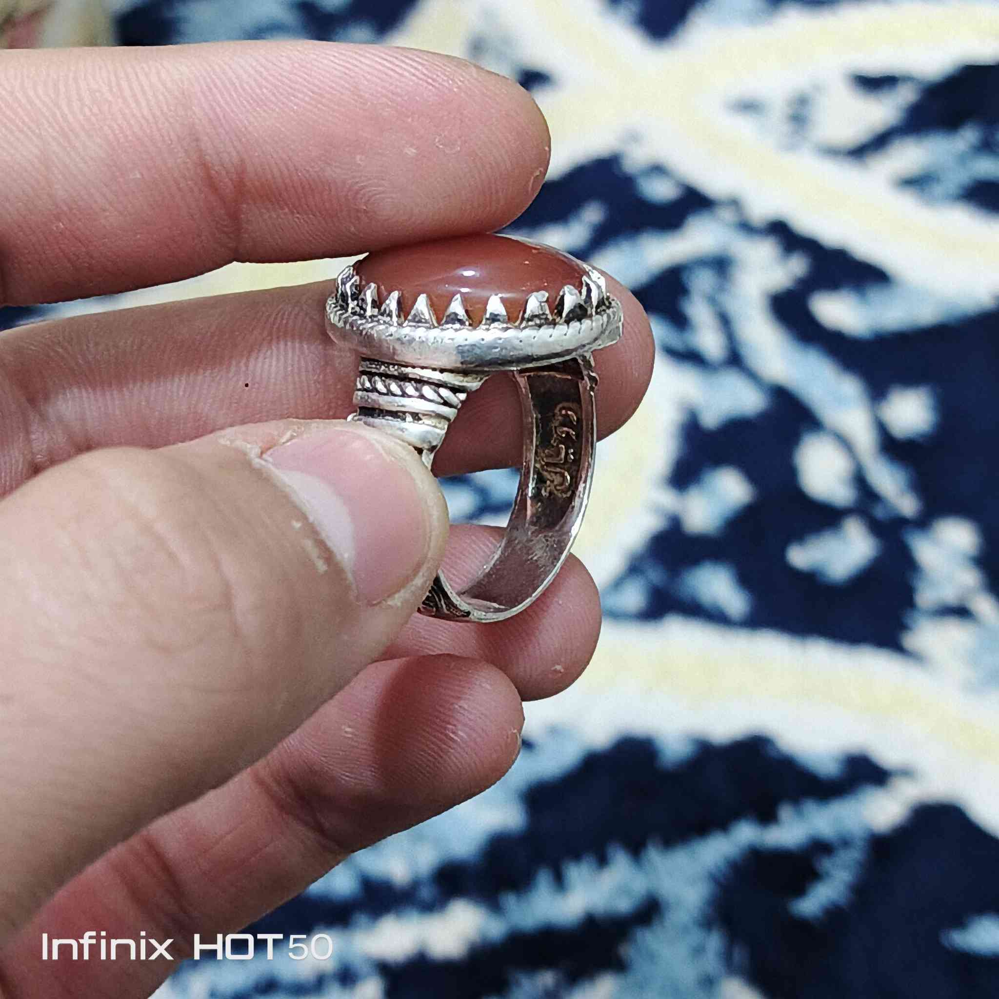 عقيق يماني مشمشي
قالب رويال صياغة 925 
السعر 50 الف .
للتواصل اكثر خاص.


**إذا كنت صاحب هذا الإعلان وتريد حذفه لأي سبب، رجاءا أرسل رسالة إلى الدعم الفني**