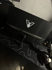 شاشه فكتور للبيع 1920x1080 165hz/165هرتز شاشه نظيفه اي خلل مابيها  الس...