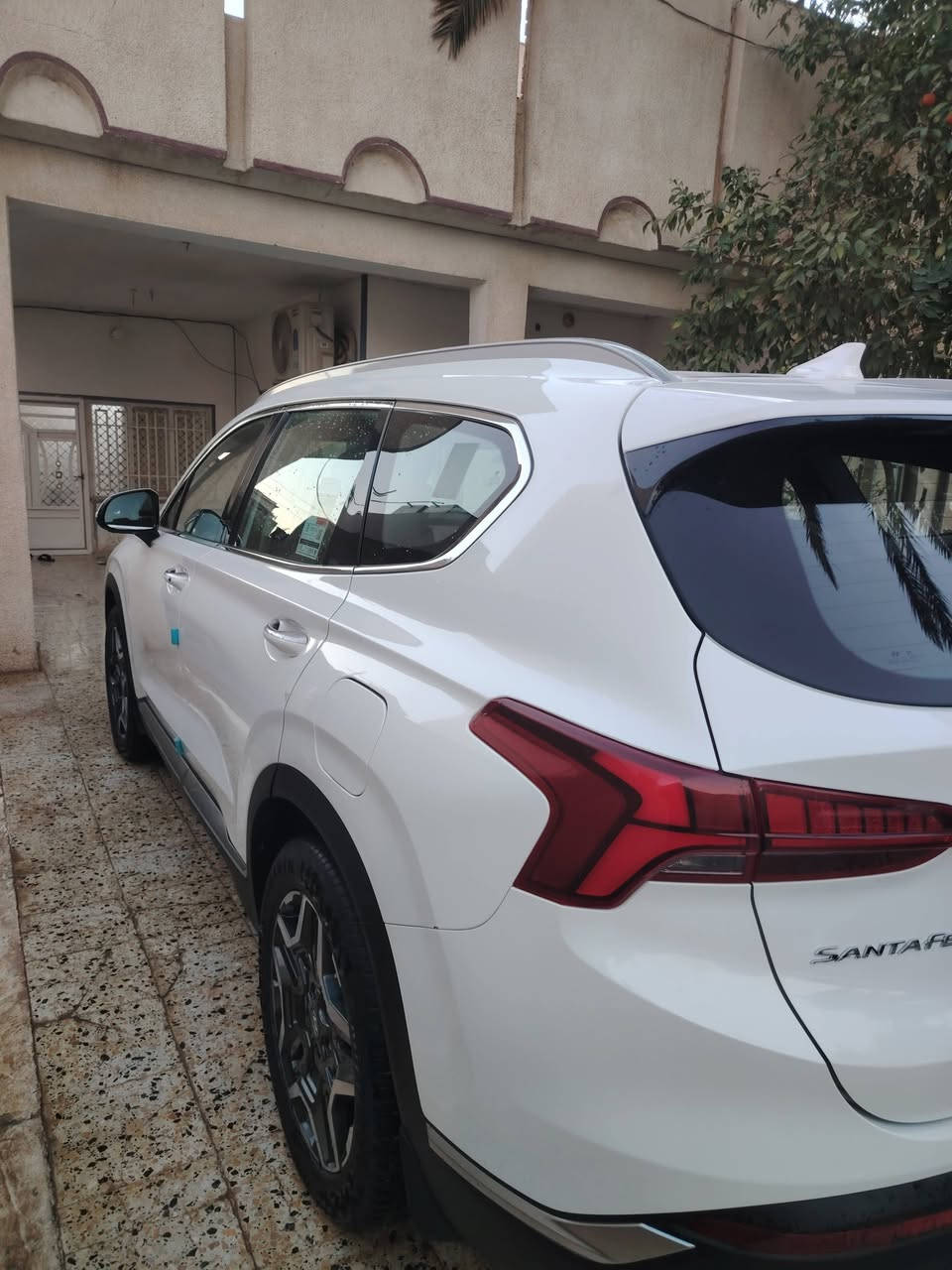 سنتافي خليجي فوول موصفات
ماشيه ٣١ الف كليومتر
رقم بغداد بأسمي
كفاله عامه من اي شي (الصبغ، الشخط، رصعه)
مكينه 3600
٧ راكب
٣ قطع تبريد
بصمه
تشغيل عن بعد
التايرات مال شركه برغي مابيهة نقص السعر 295 وبيها مجال المكان ديالى الخالص رقم *********** ***********
