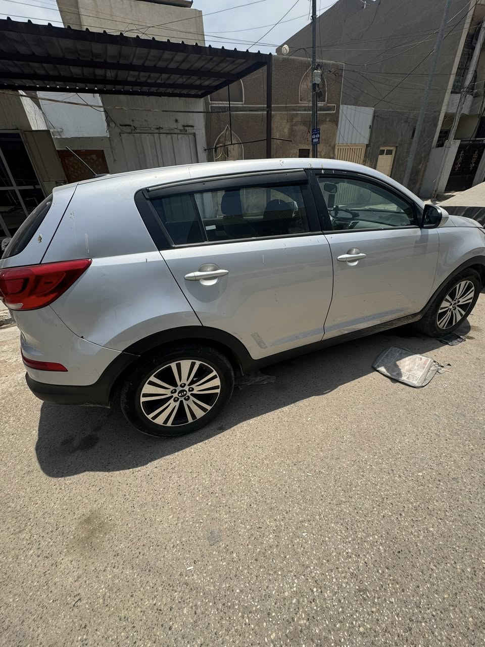 سبورتج 2016 وارد امريكي 
بيها بنيد مبدل وبالعراق ضربة خفيفة بالصندوق راجعه بارد
سيارة كاملة 
محرك 2400
تبريد خير من الله 
ماشية 115
للبيع او مراوس بسبورتج موديل احدث خليجي 
السعر 128 
صور السونار مرفقة

للاستفسار الاتصال على الرقم ***********
