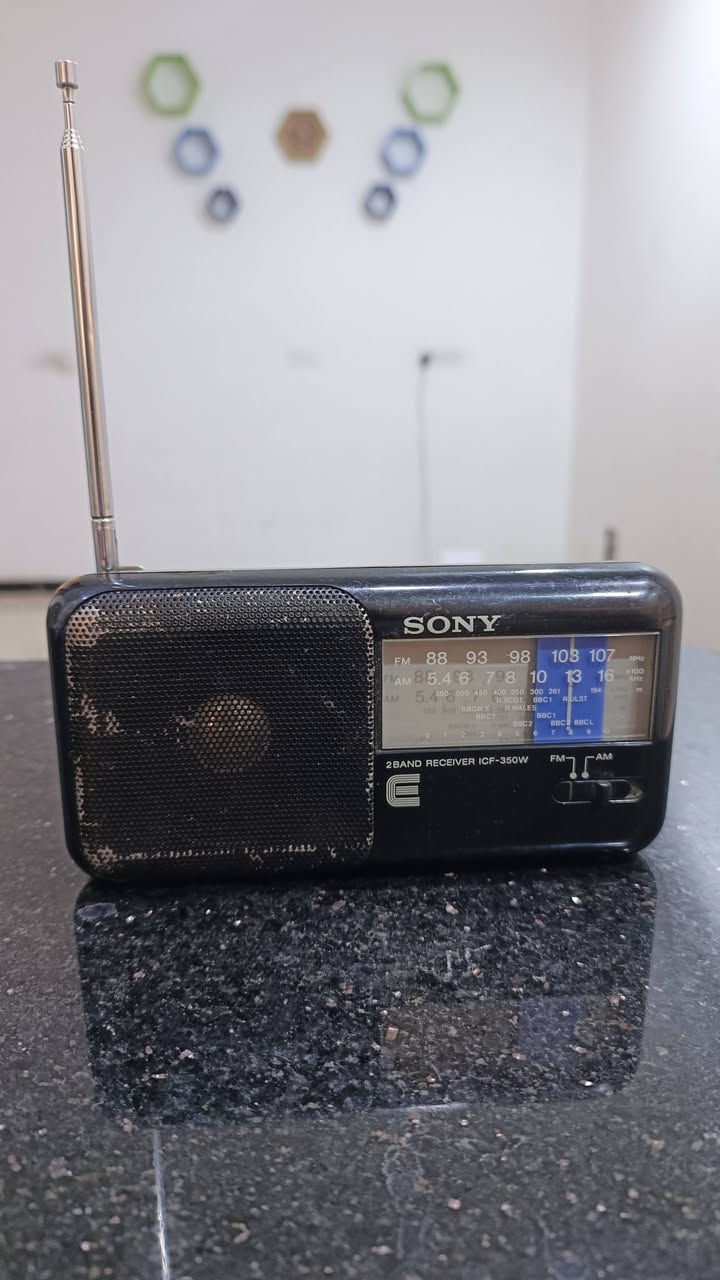 راديو سوني باله انكليزية صناعه ماليزيا موجتين AM/FM (نقص قبق الباتري) . 
٢٠ الف


**إذا كنت صاحب هذا الإعلان وتريد حذفه لأي سبب، رجاءا أرسل رسالة إلى الدعم الفني**
