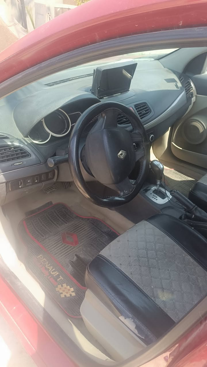 للبيع رينو فلاونس ١٦ بدون صبغ محرك ٨ نوزل المرغوب تخم تاير شاشه ريموت فتح تقفيل  مملعوب بيها من كل شي على وضع الشركه بيها عته بلكير فقط بلمعدل السعر 65بيها مجال مداور ثاني يوم العنوان الكاظميه ***********
