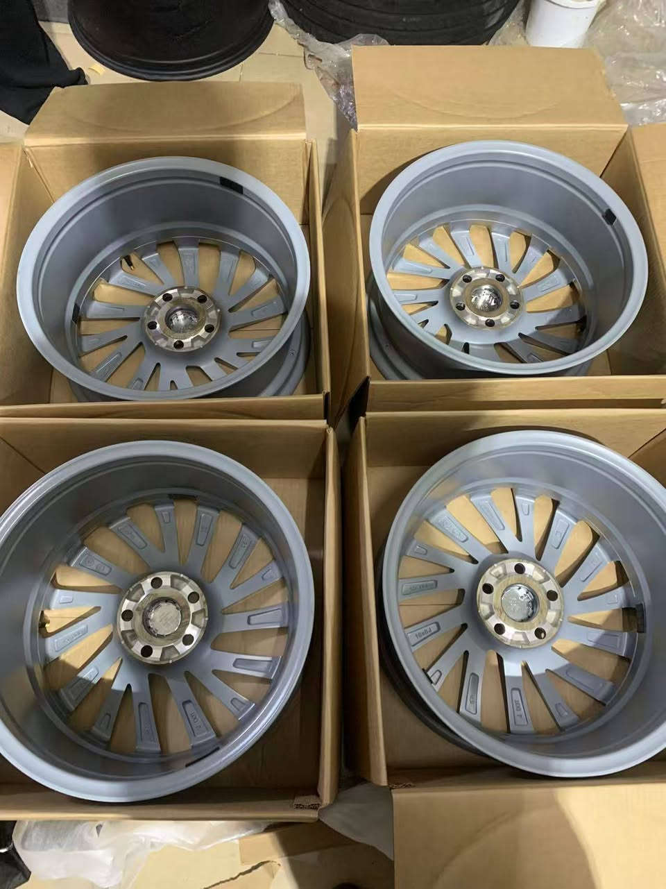 السلام عليكم ورحمة الله وبركاته
طلب خاص لاحد الاخوة من اهل الرمادي
تخم ويل لگزز ES
التخم تفصيخ نسبة النضافة 99 بالمية
 حجم الويل 18
حالة الويل نضافة 99 بالمية بدون خدوش او عيوب
ياباني اصلي
الحجز واتساب ***********
او على الخاص
