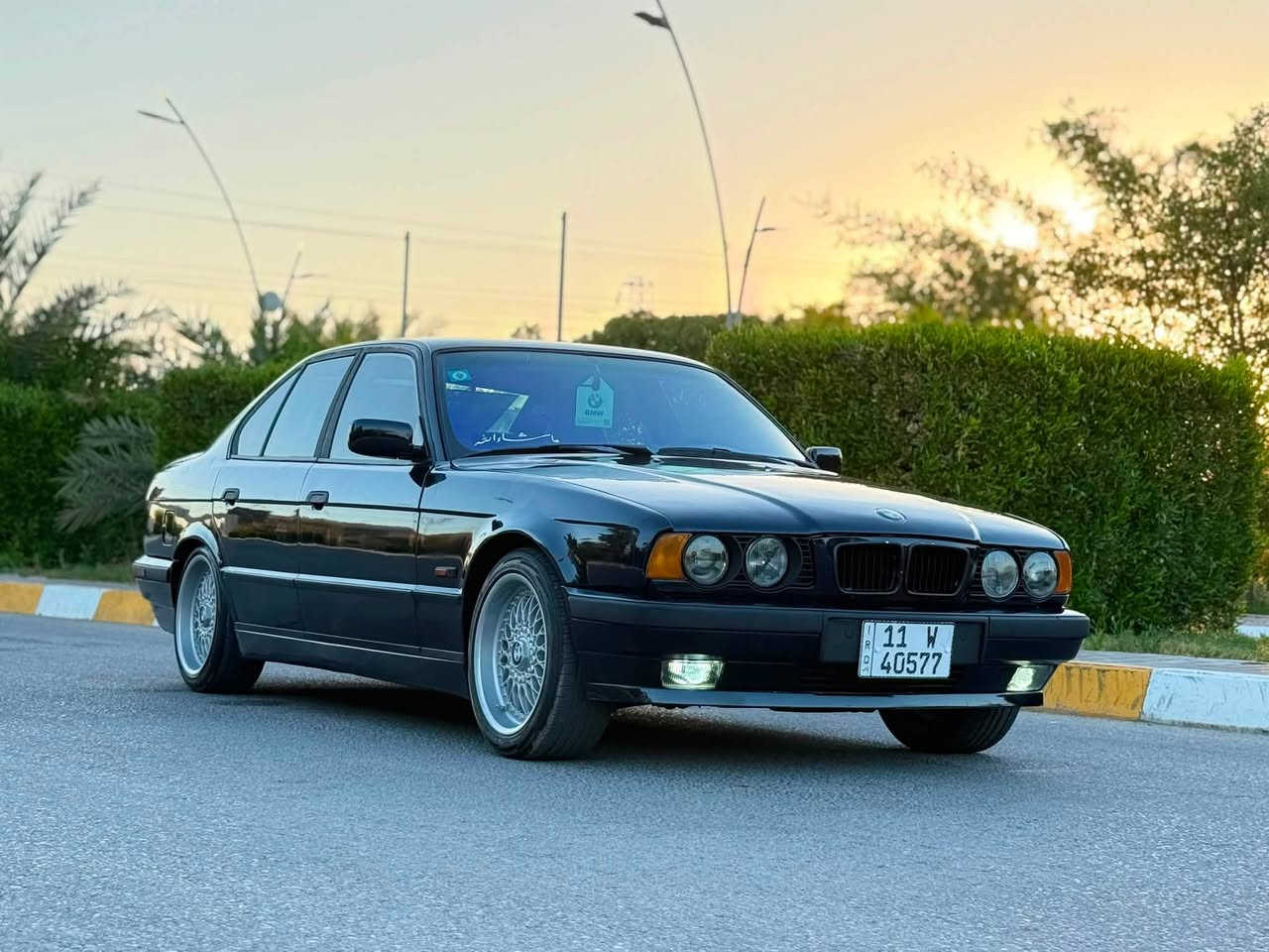 سلام عليكم بي ام525اصل موديل1991رقم بغداد انكليزي سنويه 31محرك مسكر  فانوس كير وتماتيك بجم عريض فتحه سقف تبريد شغل شرط السياره فقط صبغ جماليه بدون ضربه او خياس صدر جديد غرفتها جديده كهربائيات بلادي كشنات جلد بلادي 
السعر64يرهم مراوس ***********
