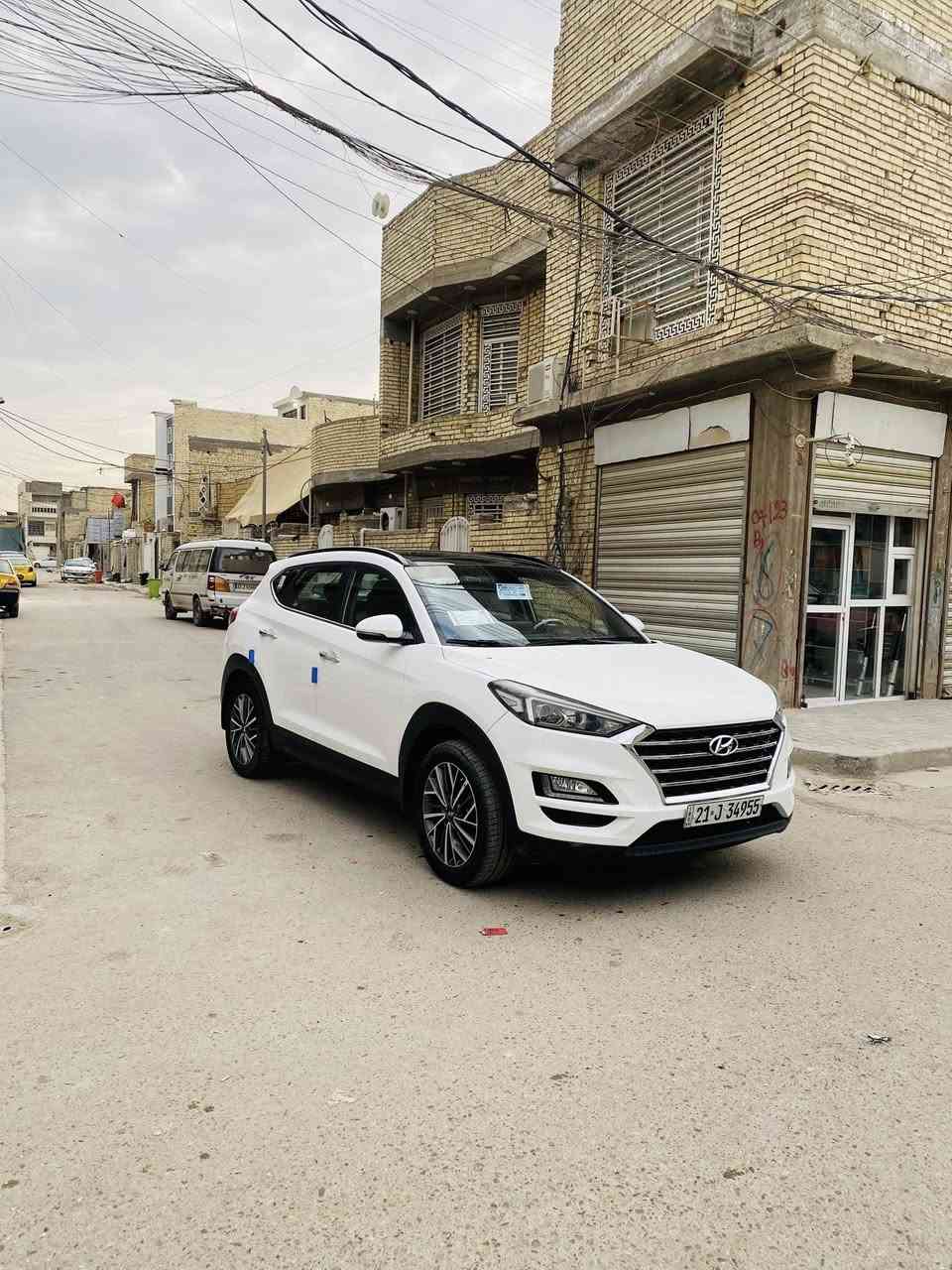 السلام عليكم
توسان موديل 2020خليجي
شركه الكاصد
مكفوله كفاله عامه 
صبغ وتبديل وفتح
كير مكينه تبريد وضع شركه 
 فول مواصفات واحد ع واحد
رقم سليمانه  تحويل اوكاله
مواصفات
بصمه
بانو رما
تبريد قطعتين
رادار
نقطه عمياء أوتو ستوب
تحكم ستيرن
تبريد قطعتين
شاحن واير ليس
تحديد مسار
كشن كهربائي
أوتو ستوب
توقف ذاتي
هندبريك بصمه
فور ويل
سستم سماعات انفنتي
اريل نفكيشن
لد نهاري
بعد بيهة هواي مواصفات

سيارة نظيفة جدأ 
مكان سيارة بغداد
للاستفسار***********
